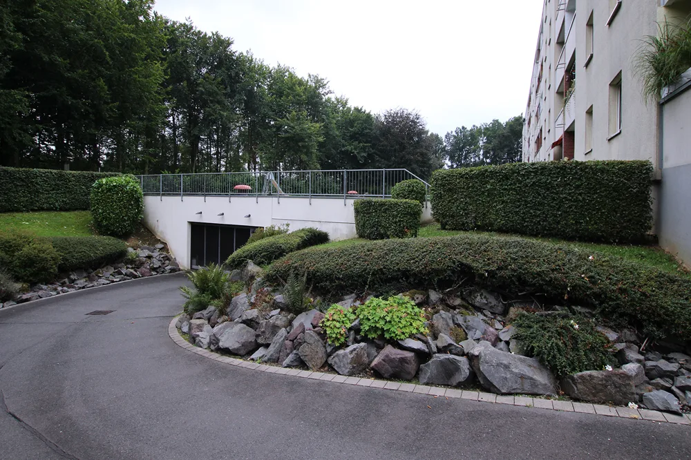 Tiefgaragenzufahrt