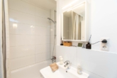 Badezimmer Foto 2 - Attraktive Kapitalanlage mit TG-Stellplatz – Seit 2017 vermietet – zuverlässige Mieter bleiben!