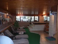 Saunabereich mit Whirlpool