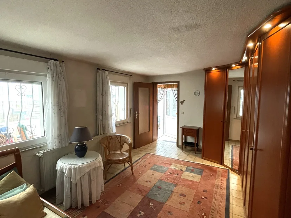 Durchgangszimmer EG