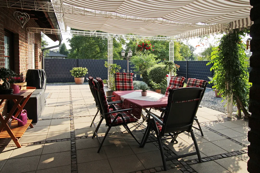Sonne pur ... die Terrasse Nummer 2
