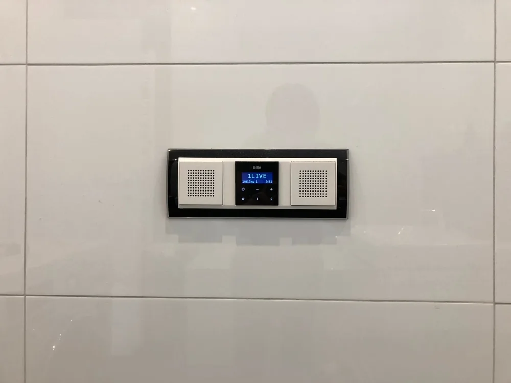 Einbauradio im Bad