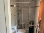 Gäste-WC mit Dusche - Familienfreundlicher Bungalow mit Garage in Mönchengladbach – Venn zu verkaufen