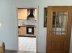 Blick in die Küche - Familienfreundlicher Bungalow mit Garage in Mönchengladbach – Venn zu verkaufen
