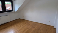 Kinderzimmer Ansicht 2 - Charmante 3,5-Zimmer-Dachgeschosswohnung mit Balkon & Gartennutzung in Odenkirchen