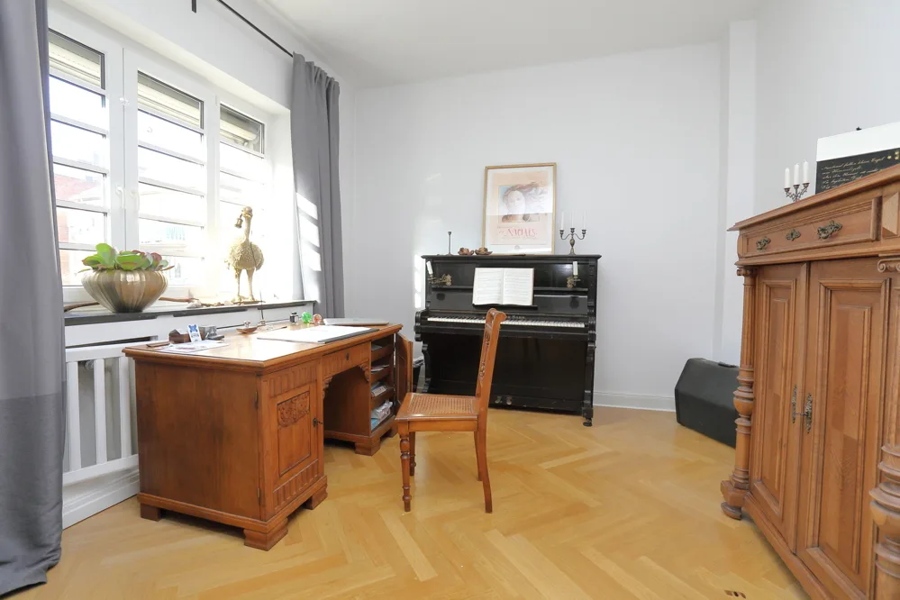 Arbeits- oder Gästezimmer