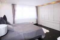Zimmer 1 OG