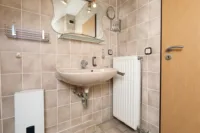 Badezimmer 2