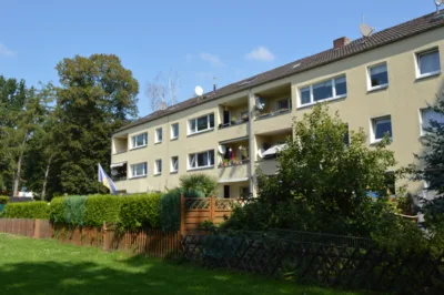 Kapitalanleger aufgepasst – vermietete 4-Zimmerwohnung in Wickrah, 41189 Mönchengladbach, Etagenwohnung