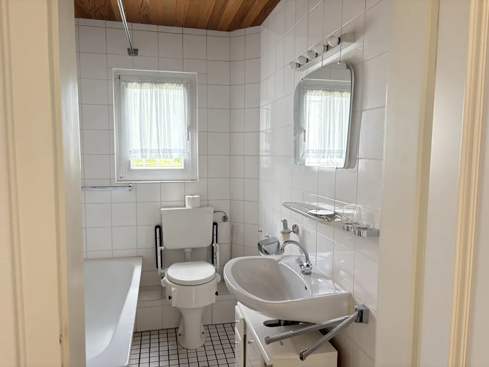 Badezimmer EG