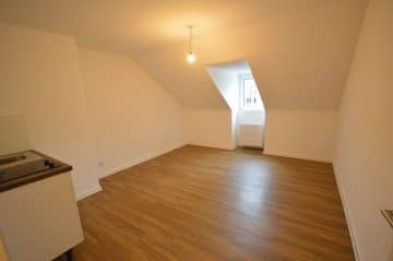 Wohnbereich - Studenten und Berufspendler aufgepasst: Top-Apartment in top Lage wartet auf neuen Bewohner