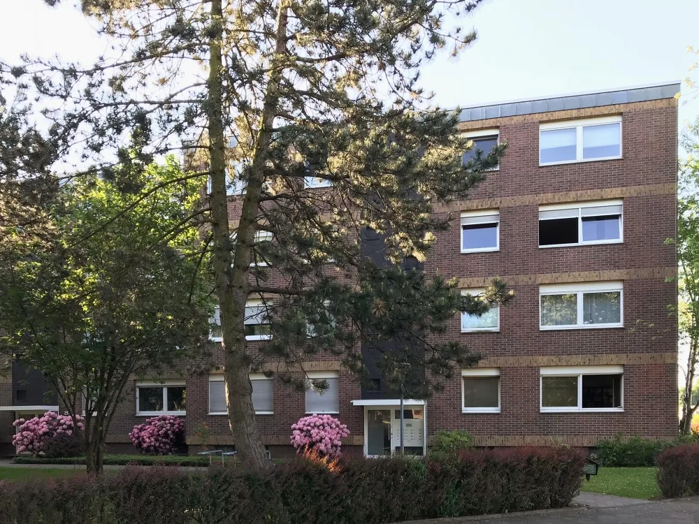 Vorderansicht des Hauses