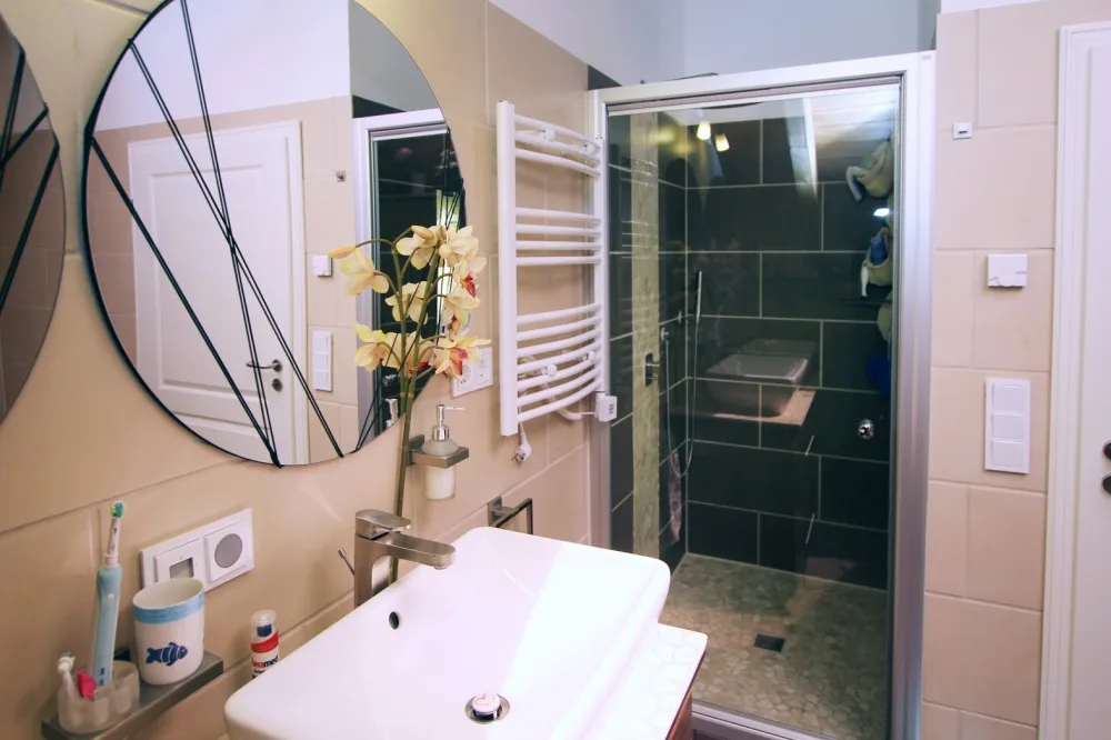 Bad Dusche