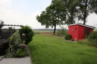 Garten rechte Seite