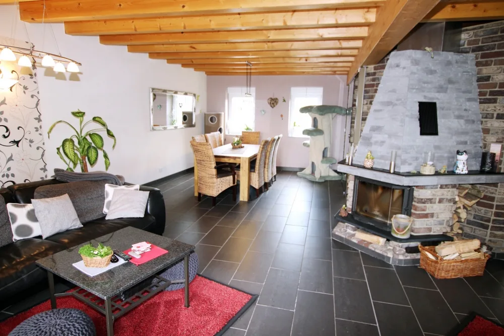 Wohn- Esszimmer Bild 1