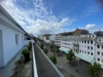 Blick über die Hindenburgstraße - 99 m² mit zwei großen Balkonen – mittendrin und hoch über Mönchengladbach