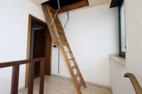 Spitzbodenzugang