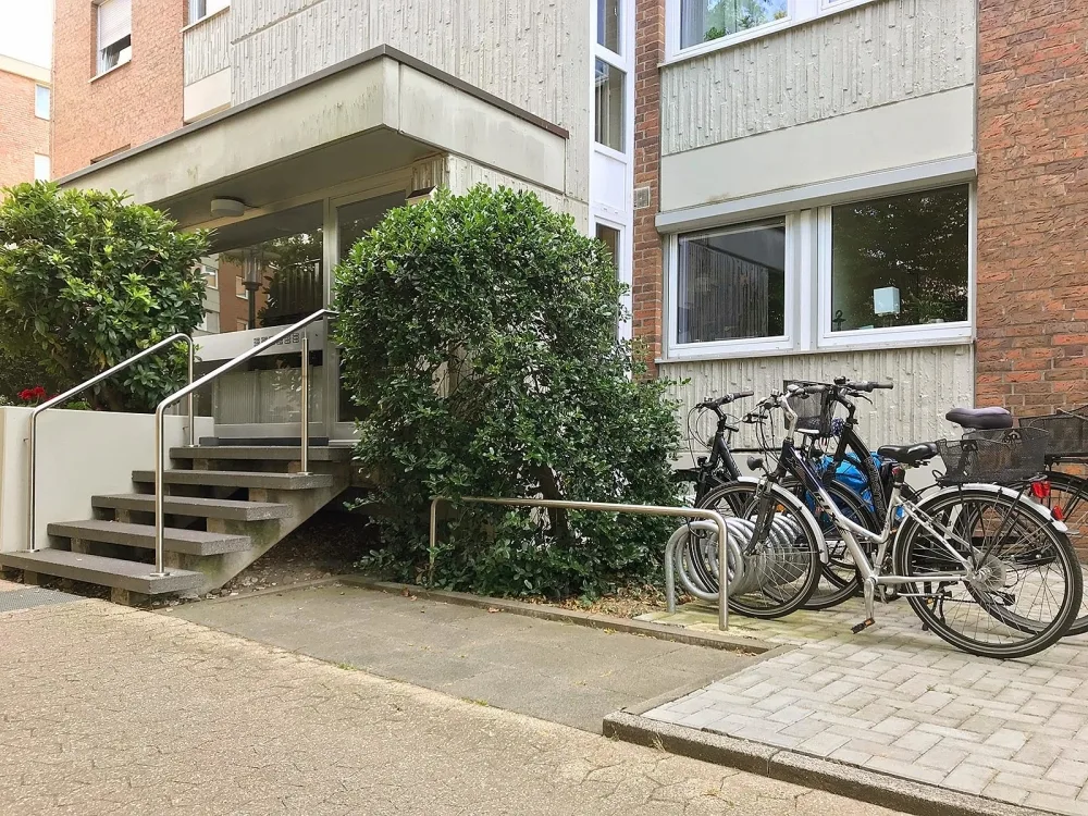 gepflegter Eingangsbereich