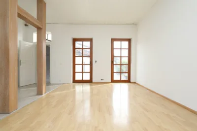 Wenn nicht jetzt, wann dann? Wunderschönes Stadthaus mit viel Platz, Garten, Garagenhalle u.v.m., 41236 Mönchengladbach, Reihenhaus