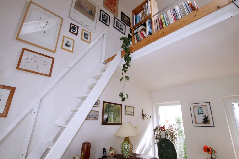 Treppe zur Galerie