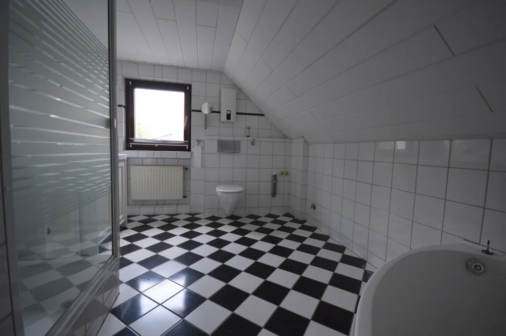 Badezimmer Dachgeschoss
