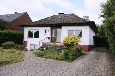 Seltene Gelegenheit! Freistehendes Einfamilienhaus mit separatem Büro und traumhaften Grundstück!, 41844 Wegberg, Einfamilienhaus