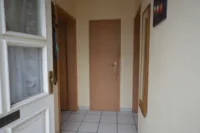 separater Eingangsbereich EG-Wohnung