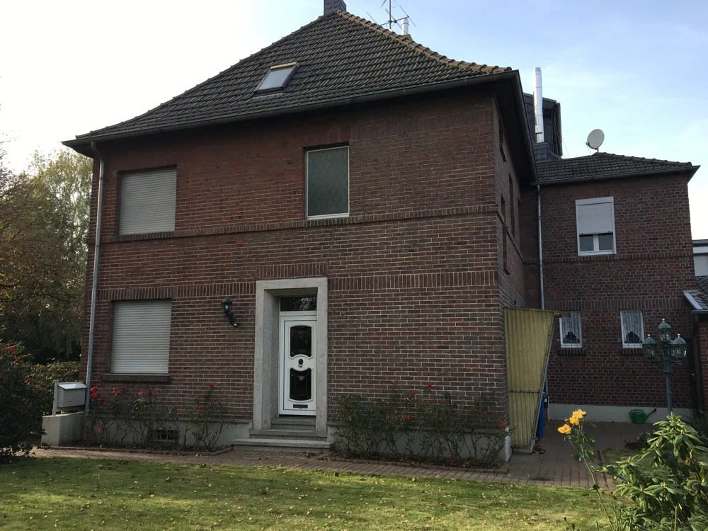 Haustür + Anbau