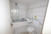 Objekt I - Wohnung 1. OG - Badezimmer - Attraktives Immobilienpaket: 2 Wohn- und Geschäftshäuser im Herzen von Viersen-Dülken