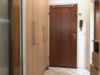 Flur mit Wandschrank