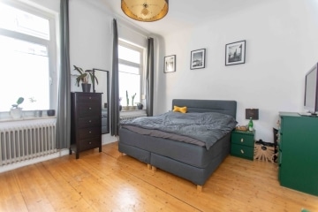 Schlafzimmer EG - Gepflegtes, voll vermietetes 2-Familien-Stadthaus in zentraler und ruhiger Lage von Mönchengladbach