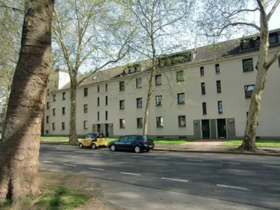 Renditestarkes Paket, bestehend aus 3 Eigentumswohnungen in 8 Familienhaus, 41065 Mönchengladbach / Lürrip, Wohnanlagen