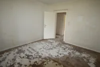 Blick vom Schlafzimmer aus in die Diele