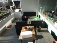 Balkon straßenseitig