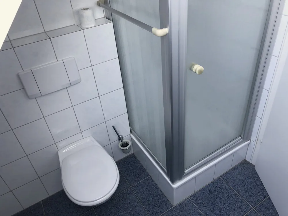 Duschbad im Dachgeschoss