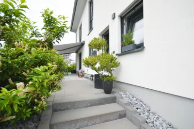 ++HELLE BEGEISTERUNG BEI 2016 ERSTELLTE STADTVILLA AUF ca. 220m² ++ 7 Räume, Kamin, Tageslichtbäder, 42549 Velbert, Stadthaus