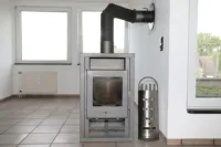 Essecke mit Kaminofen