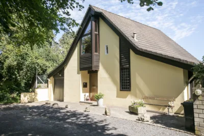Großzügiges EFH, Garten und Garage Achtung Förderdarlehen möglich! Monatliche Rate nur 1.089,07 €, 41066 Mönchengladbach, Einfamilienhaus