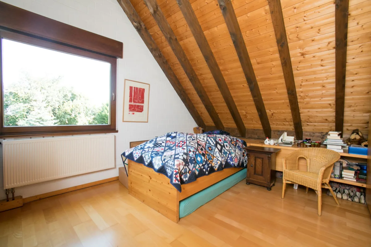 Schlafzimmer 1