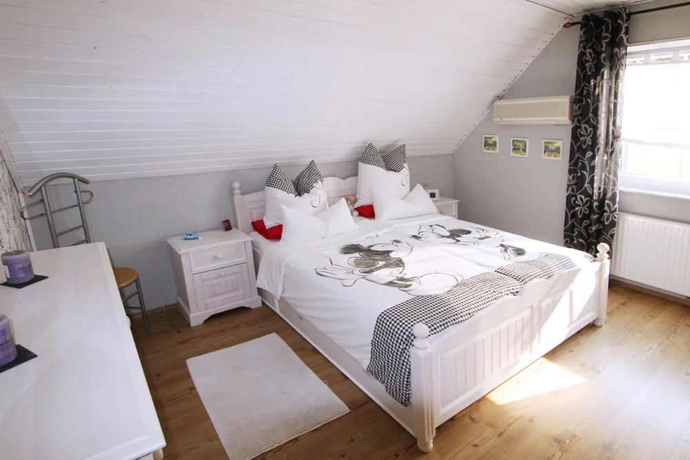 auch das Elternschlafzimmer ...
