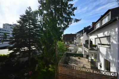 Zentrumsnahe 2-Zimmerwohnung sucht Handwerker, 41061 Mönchengladbach, Etagenwohnung