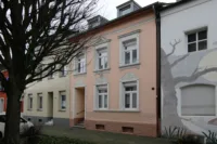 Straßenansicht