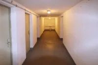 Keller