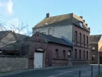 Rückansicht (Kirchenseite)