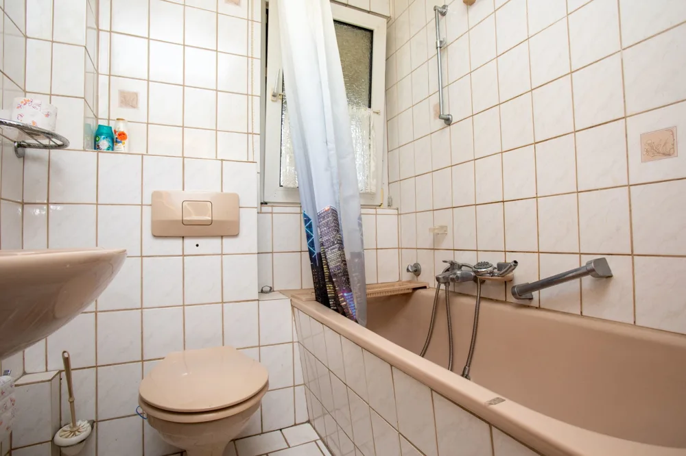 Tageslichtbad kleinere Einheit