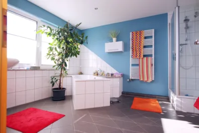 Wer rechnen kann ist klar im Vorteil! Galerie- Haus- Splitlevel 2 Wohnungen 2 Chancen =1 Preis, 41363 Jüchen, Zweifamilienhaus