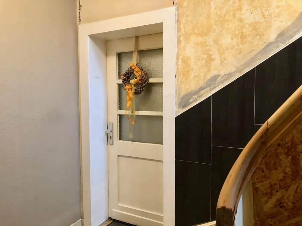 Wohnungstür Besispiel