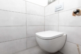 Bad - Foto 3 - Freistehendes A+ Raumwunder (Bj. 2019/20): Zukunftssicheres Wohnen mit Premium-Extras!