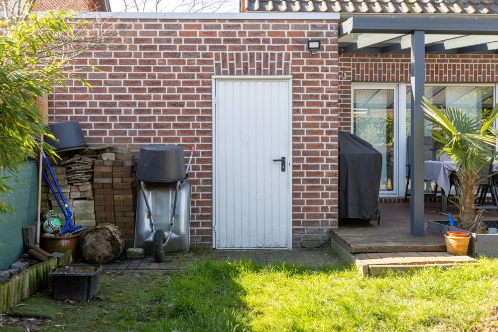 Zugang Garage / Garten