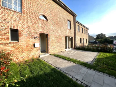 FEEL GREAT – FEEL HENRICHSQUARTIER Achtung Förderdarlehen möglich! Monatliche Rate nur 1.363,51 €, 41747 Viersen, Reihenhaus